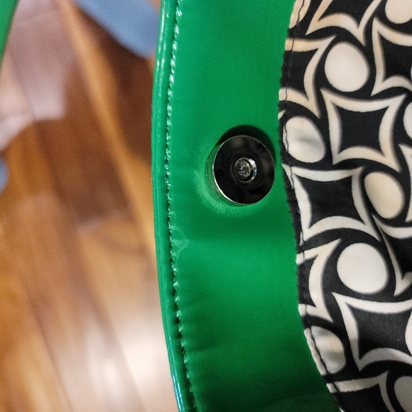 Handbag - Picture 13 of 15